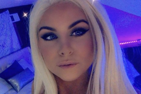 theaudreymac top model images