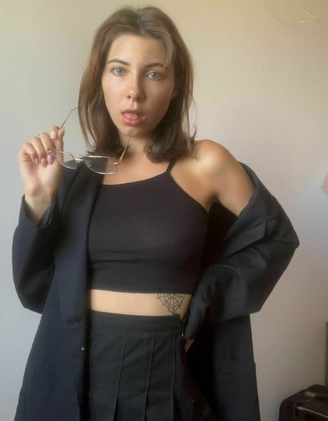 zlatka lesenok star nude galleries