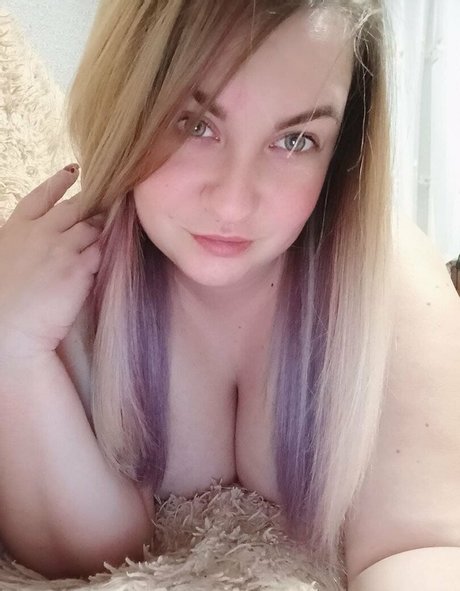 bun with jam model porn gallery