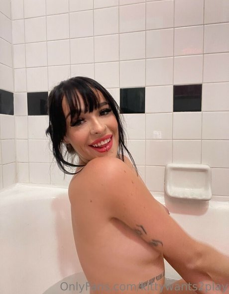 Disko kitty model sex img