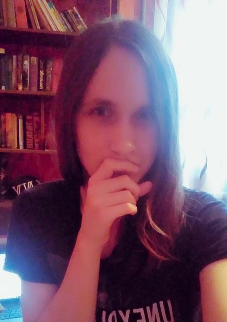 JustHumanFromTheMoon model sexy img