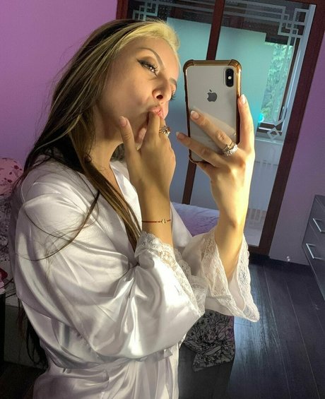 gloria2m star nudes images