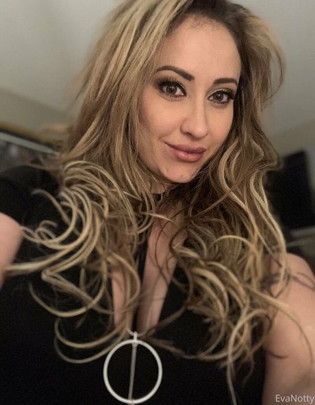 evabnotty xxx model archive