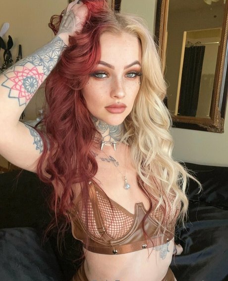 azurestorm adult model pic