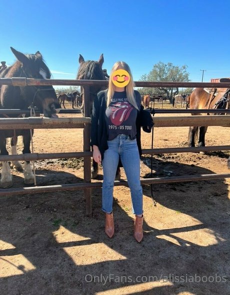 girlfriend onlyfans hot naked picture