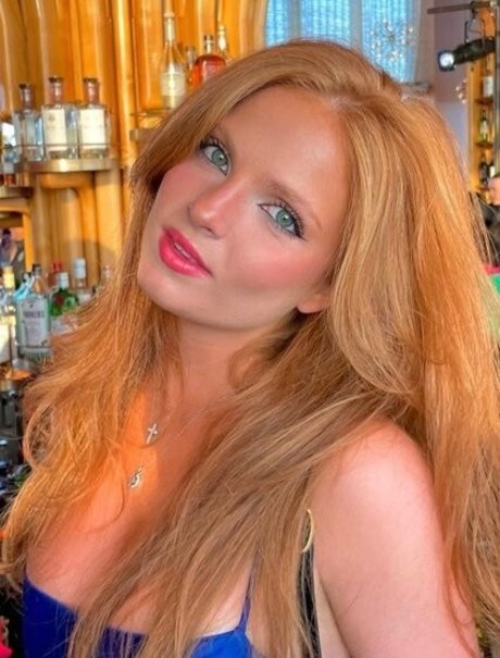 Sophia La Corte pornstar nudes pics