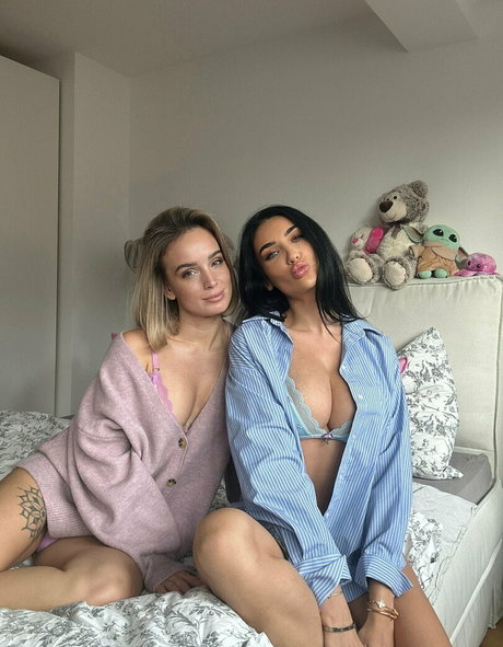 melindalondon erotic pornstar galleries