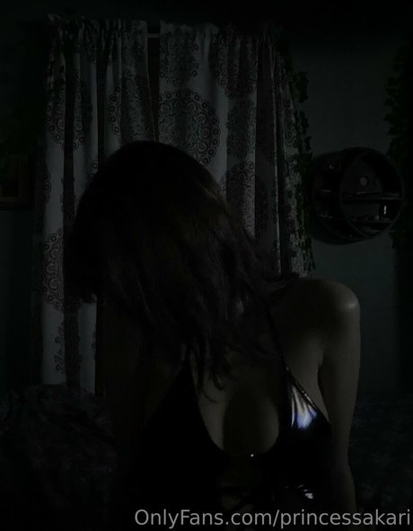 akarikitti model pretty images