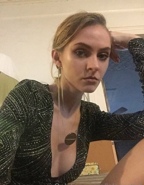 lola costa pornographic star images