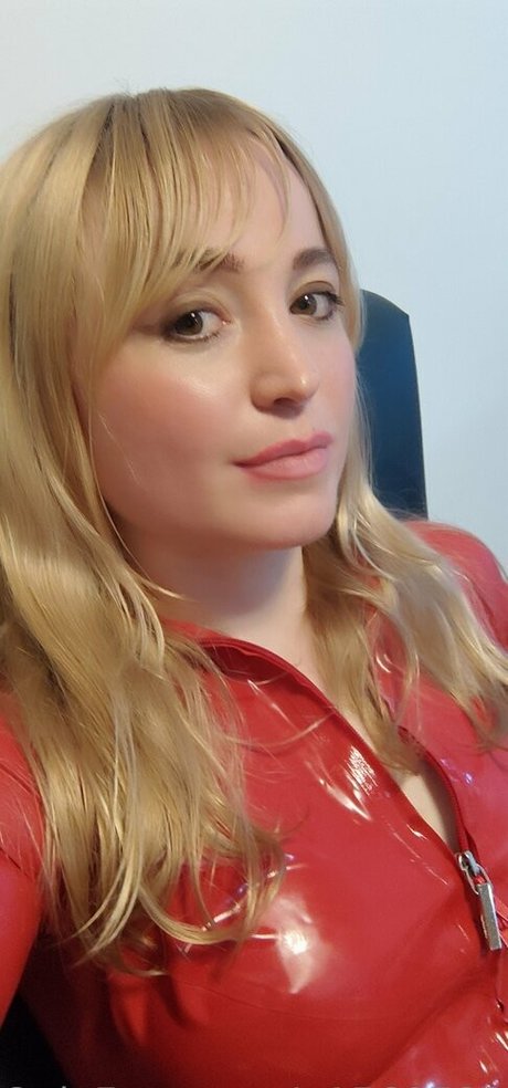 allatexa sexy pornstar image