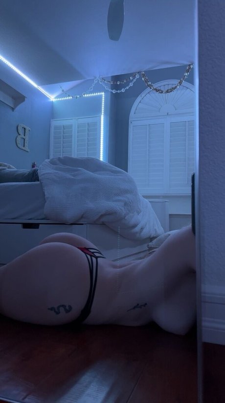 Bella Dendel pornstar high quality pictures