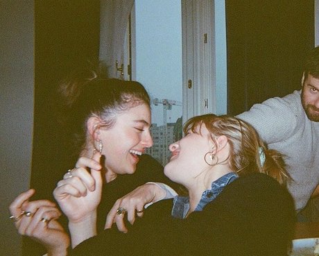 Millie Brady pretty pornstar pics