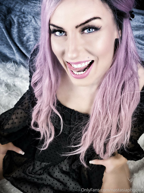 nastasiaphoenix nudes actress images