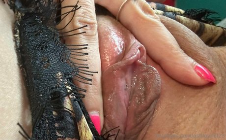 Ashley Hill nude actress image