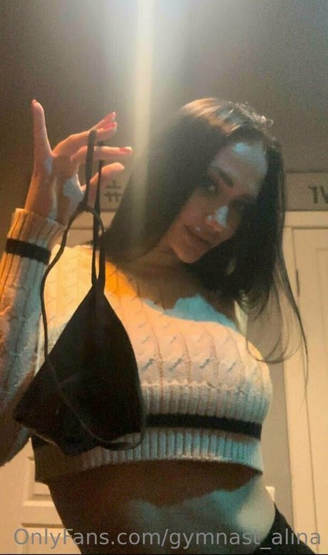 flexible girl hot hd model pictures