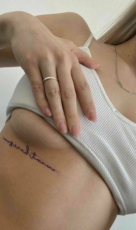 nikogarni star sex photos