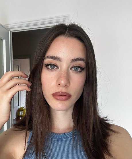 Simona Coppola erotic star pictures