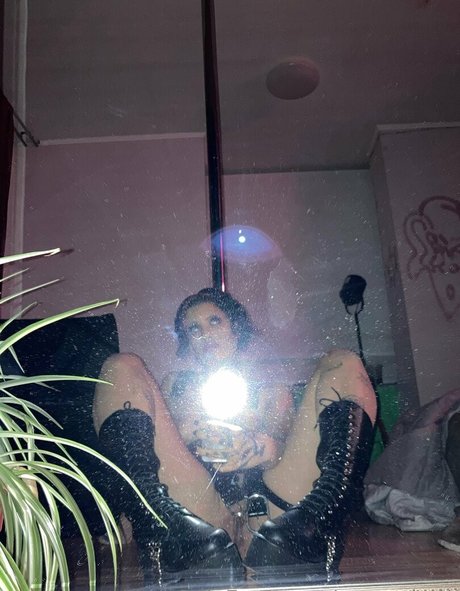 sweetthole exclusive model photo