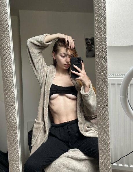 Kortie beautiful model photos