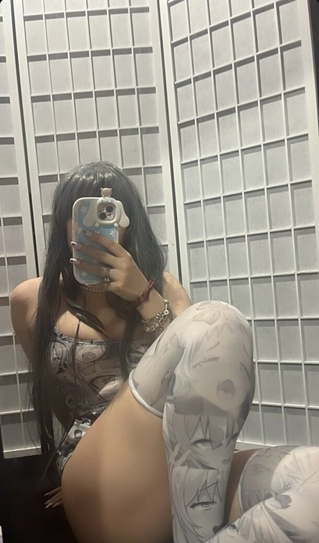 Akeno Chan exclusive model img