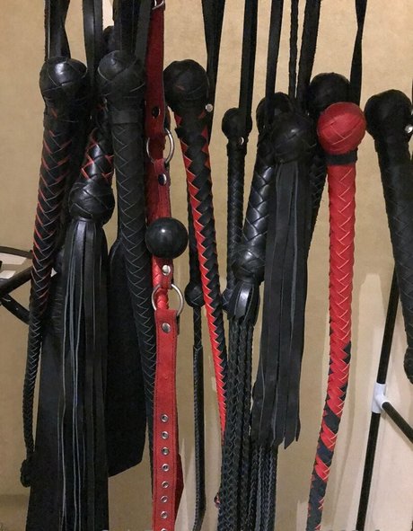 molly dominatrix nice star pictures