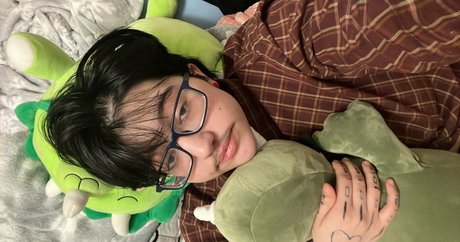 Icedmelontt xxx model gallery