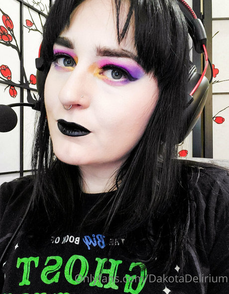 avidscreamer star exclusive pics