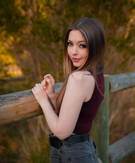 Alli Flanagan pornstar erotic photo