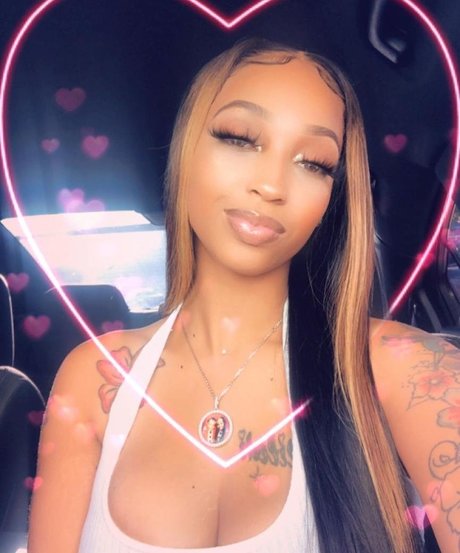 Shethickyyy pornstar nice archive