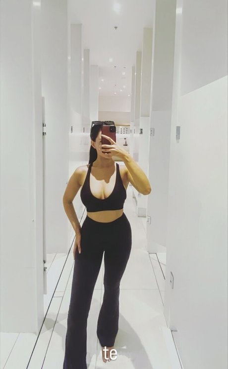 Lottie Lion adult actress pic