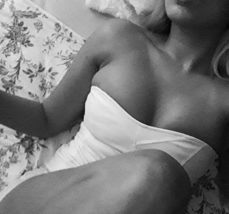 yagmurada model nudes gallery