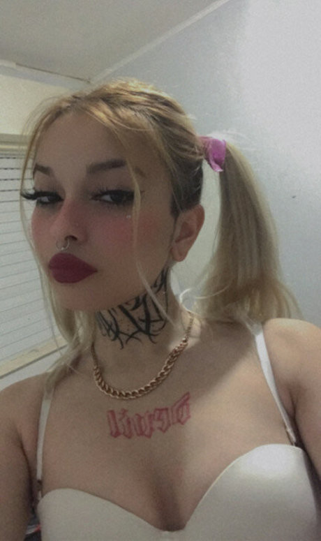 Alaskanebraska13 star hot pictures