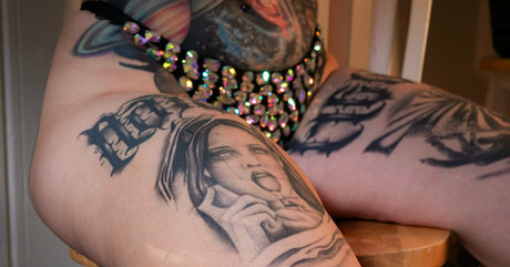 aurorawestx naked pornstar image