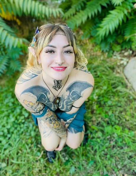 aurorawestx pornstar beautiful photos