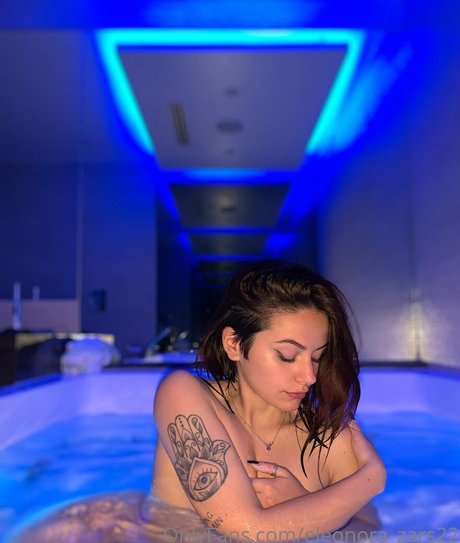 eleonora zars22 nude star pic