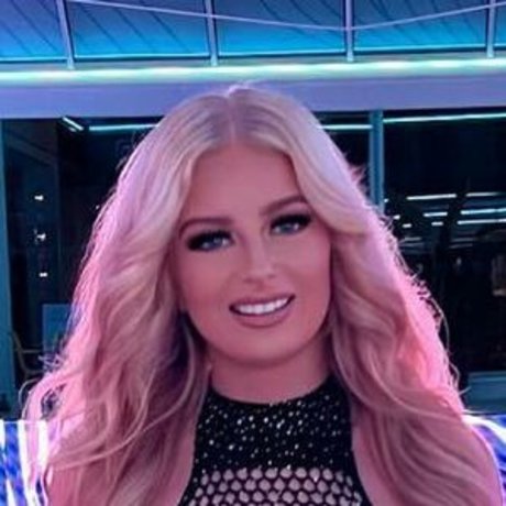 lauraevaa model exclusive pic