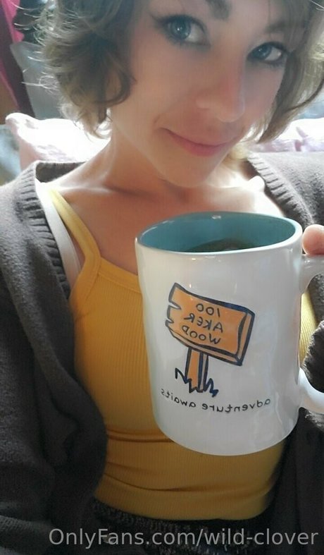 wild clover sexy model gallery