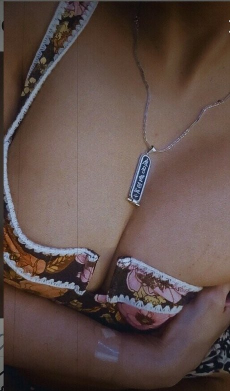 Sarah Fasha top star galleries