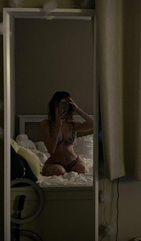 Mushyeesandi model erotic pics