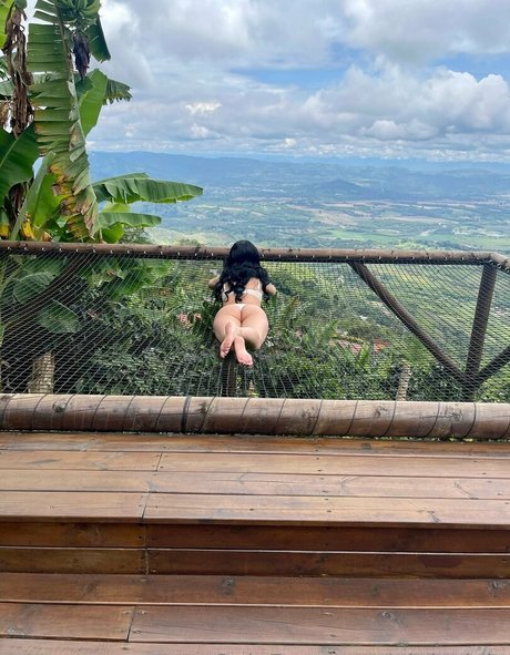 itspixie nude actress image