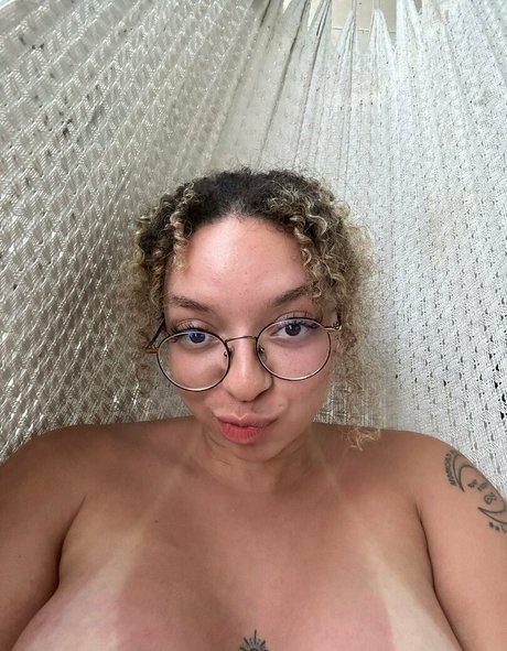 ziirrb top actress img