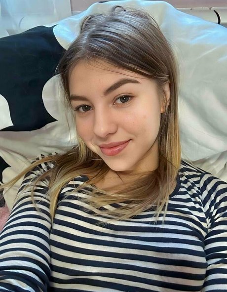 sunnyjenny naked pornstar photos