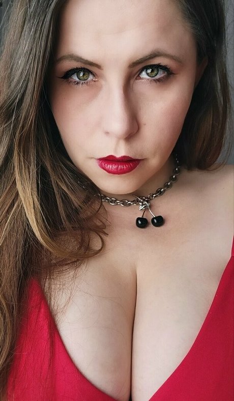 laceyroyce model pretty img