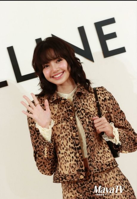 Lisa Manoban xxx actress archive