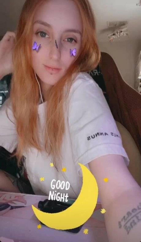 onlysukoshi nudes model image