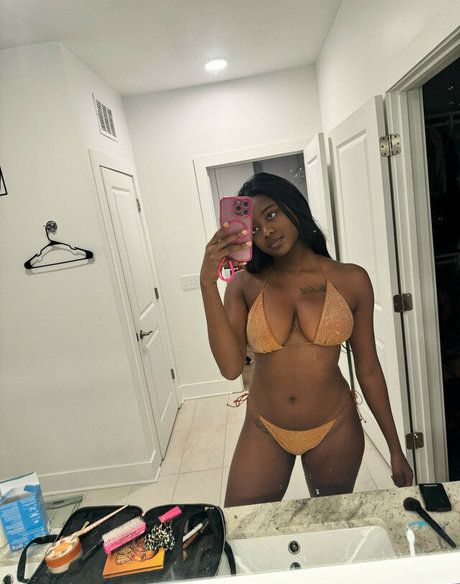 Sheena Marie hot pornstar image