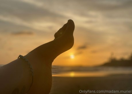 madam muriel exclusive star pics