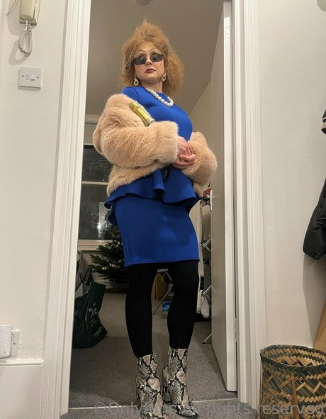 megartron hot actress image