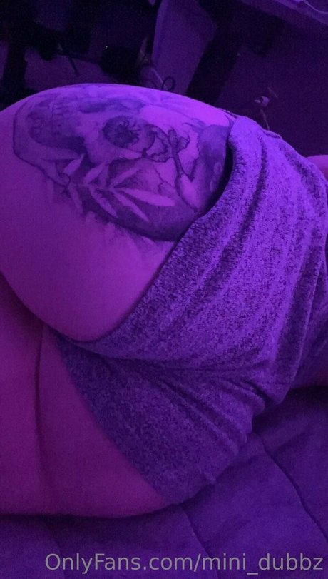 Mini dubbz pornographic model photo