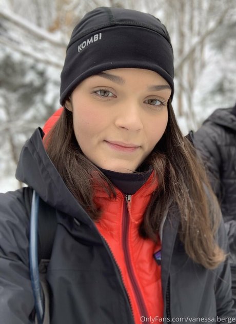 Vanessa Berge model top pictures